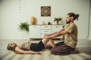 Read more about the article Kurs masażu tajskiego i shiatsu